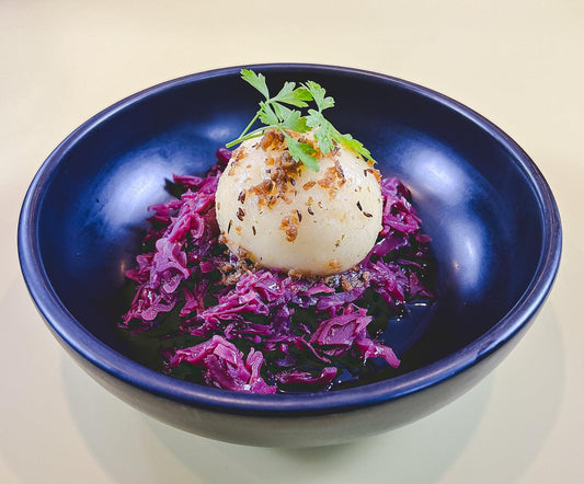 Challenge Tag 25/30: Mit Speck gefüllte Kartoffelknödel, Blaukraut und Pork-Taste