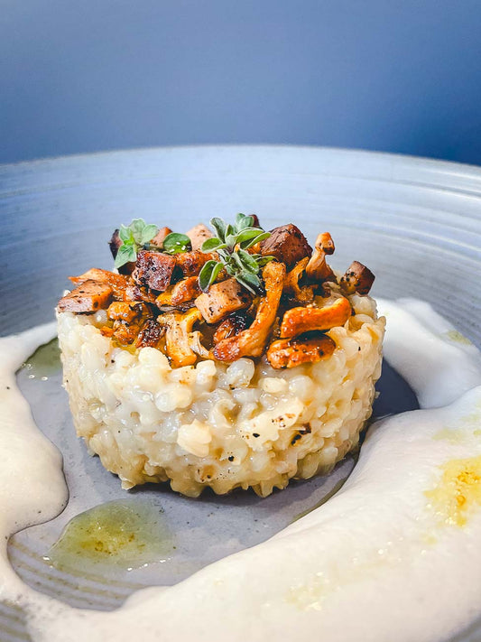 Challenge Tag 11/30: Rollgersten-Risotto mit Schwammerl und Speck (vegan)